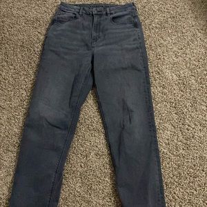 balck American eagel jeans. size eight, baggy.